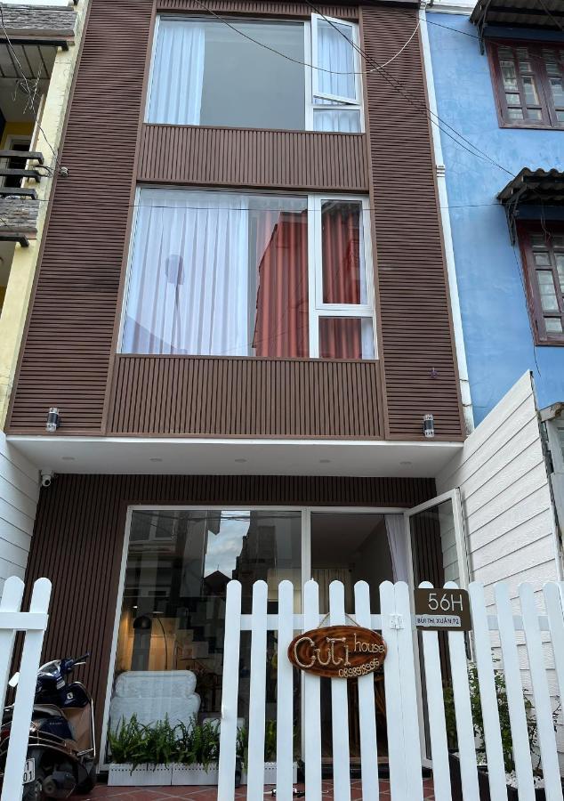 Apartamento Cuti House Dalat Exterior foto