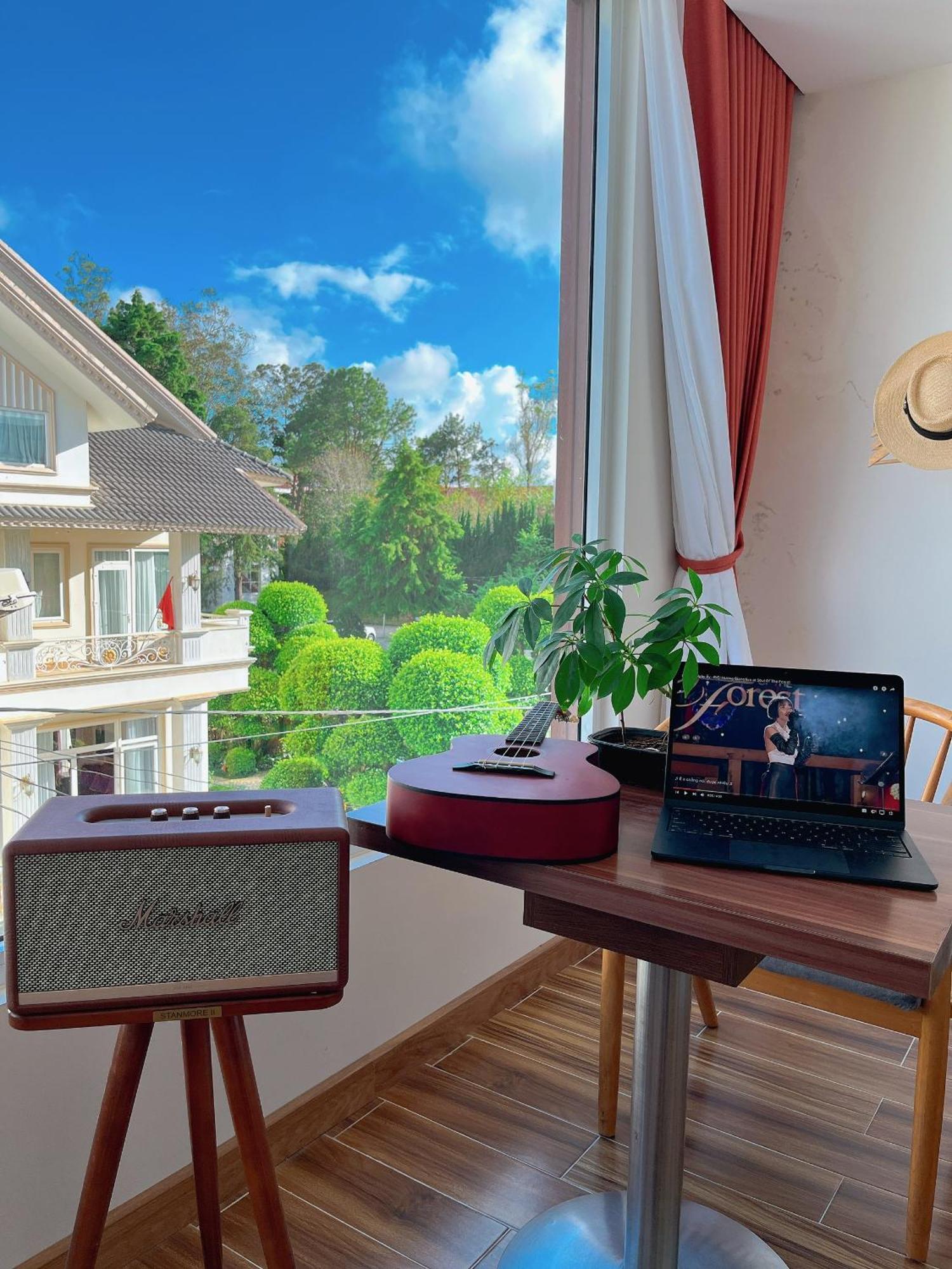 Apartamento Cuti House Dalat Exterior foto